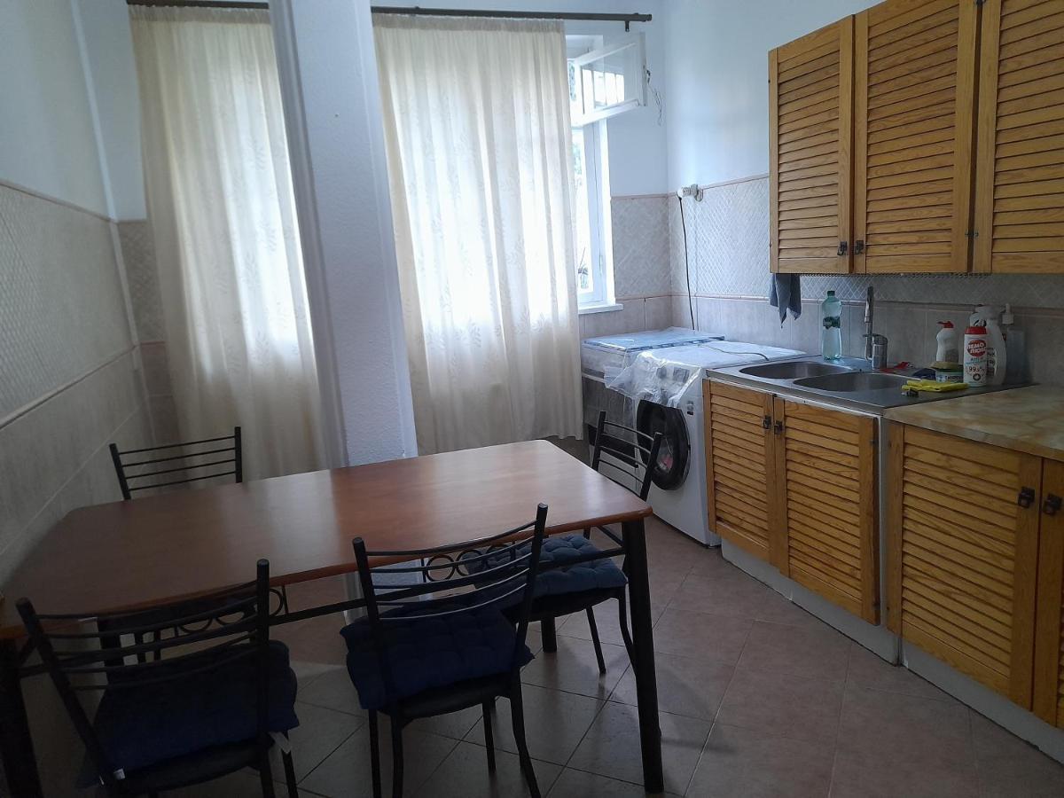 Saburtalo Apartment Tbilisi Ngoại thất bức ảnh